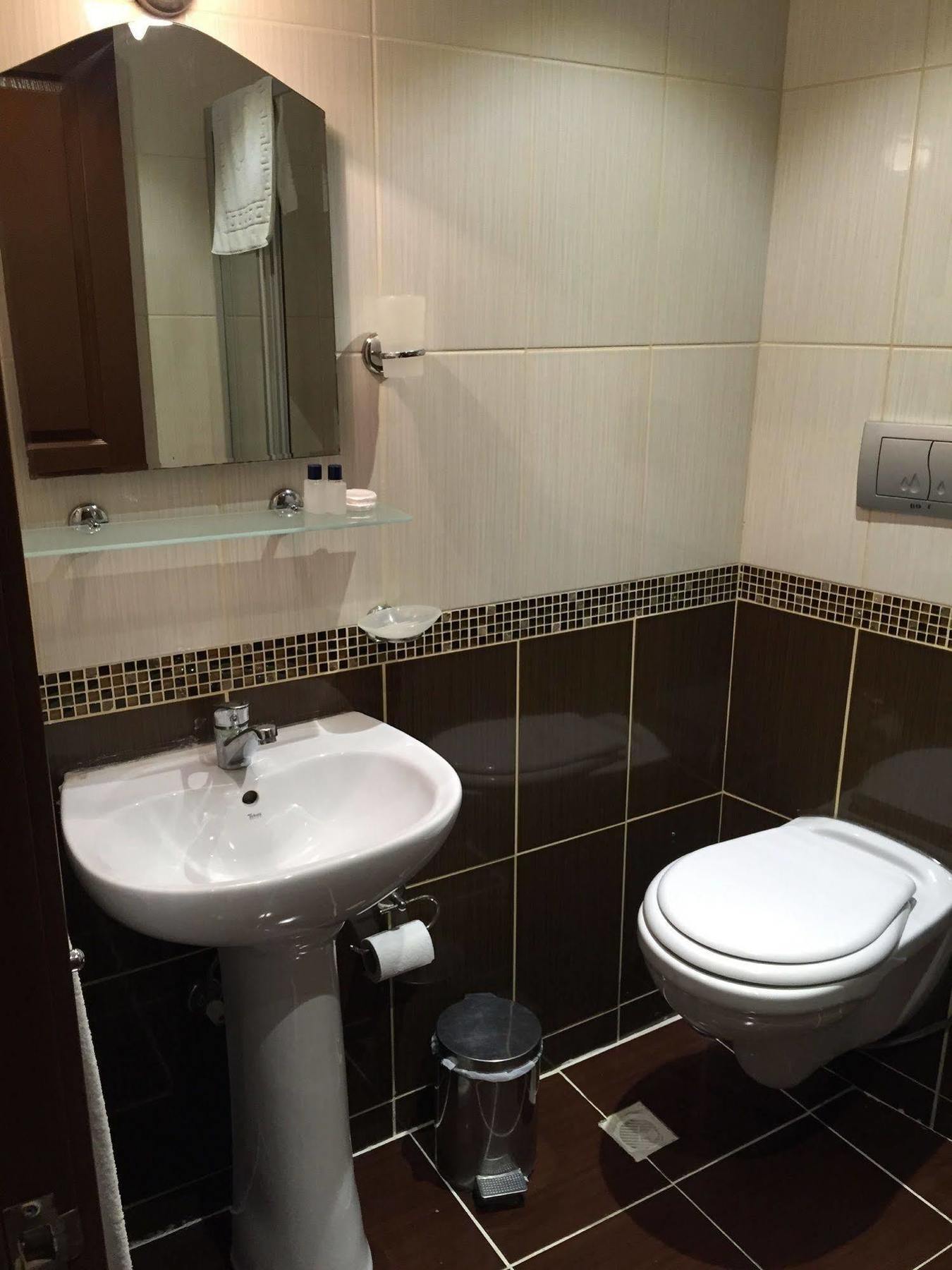 Elisa Hotel Istanbul Exteriör bild
